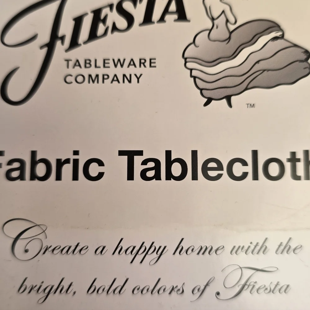 Margarita 70 in. W X 70 in. L Lapis Blue Textured Cotton Tablecloth - Picture 7 of 7